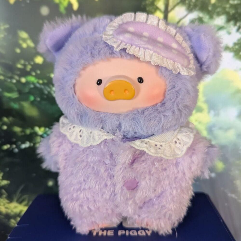 Lulu the Piggy Dreaming Wonderland